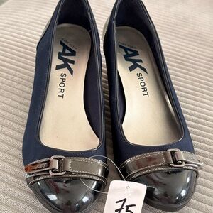 Anne Klein Navy and Black Loafers